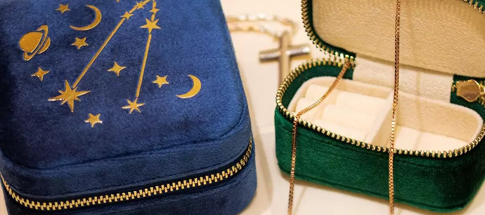 Tired of Losing Precious Jewellery? Show Off Your Zodiac Sign with a Personalised Jewellery Box!