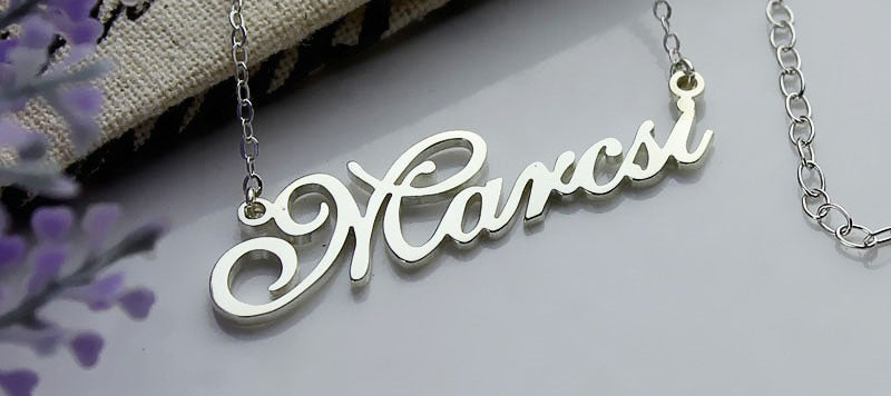 Show Off Your Unique Style with a Custom Calligraphy Name Necklace