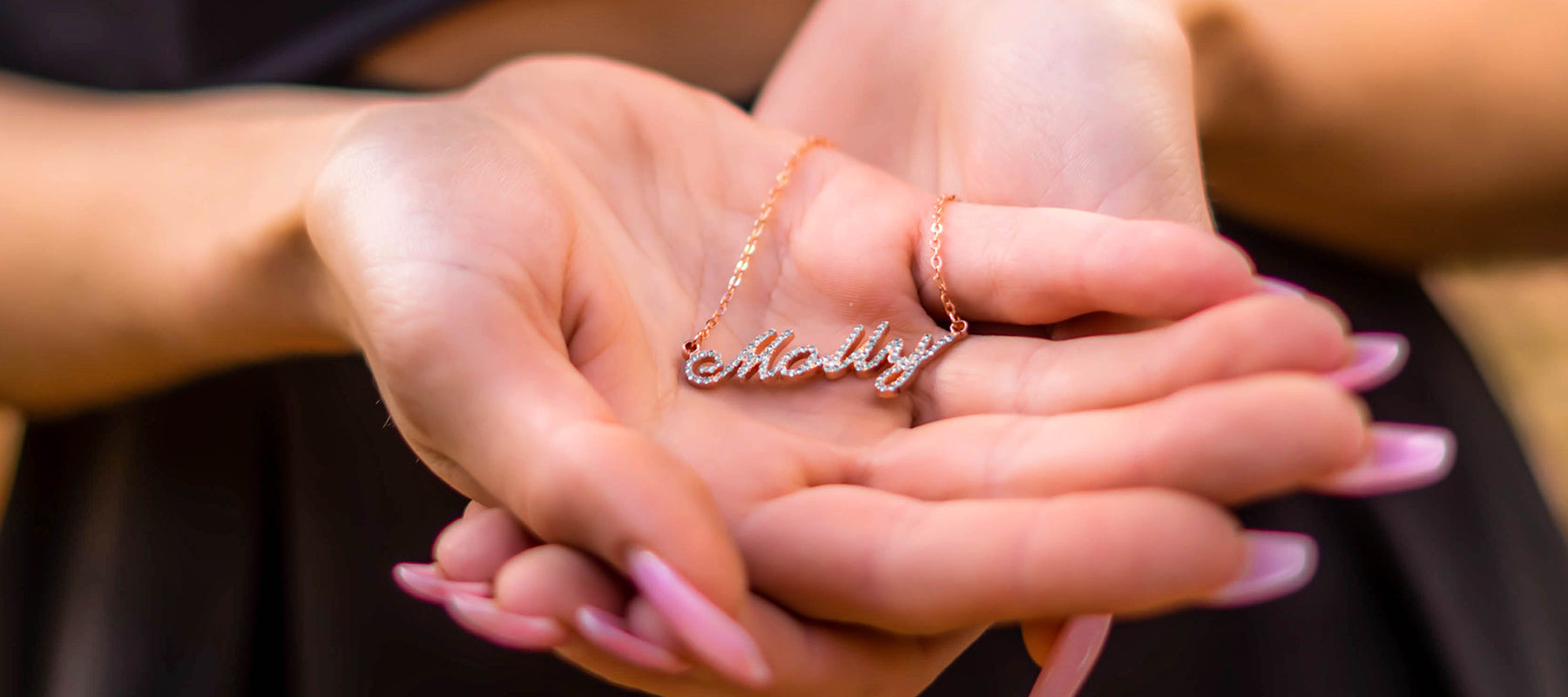 Why Personalised Name Necklaces are a Must-Have Accessory