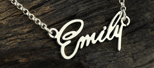Personalize Your Style with the Tiny Name Necklace