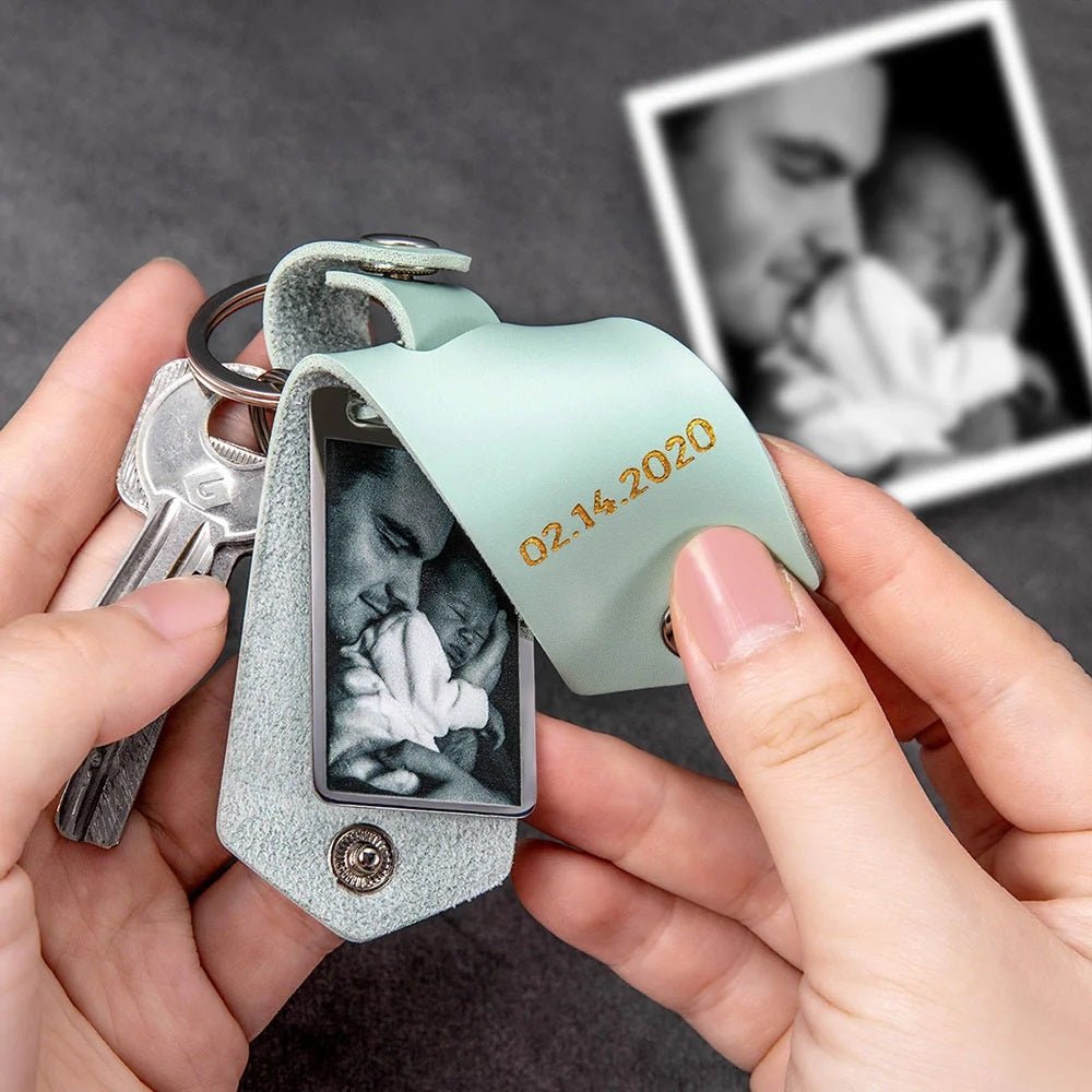 Embossed Photo Keytag - United Bracelets