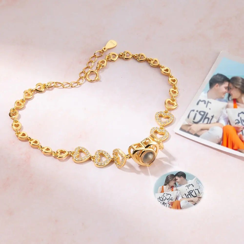 Projection Bracelet with Sparkling Heart Pendants - United Bracelets